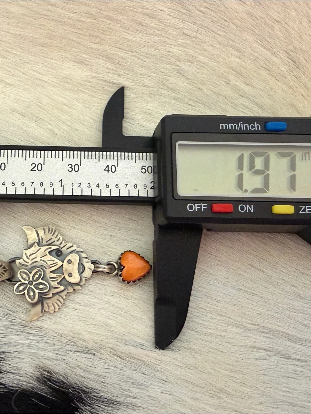 ❤️ Orange Spiny Oyster Heart Sterling Hand Stamped Highland Cow Pendant 1.97”L - Picture 11 of 13